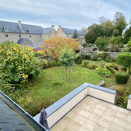 Maison Cornat, Numero 6, Le Duplex Apartment Valognes