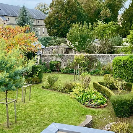 Maison Cornat, Numero 6, Le Duplex Apartment